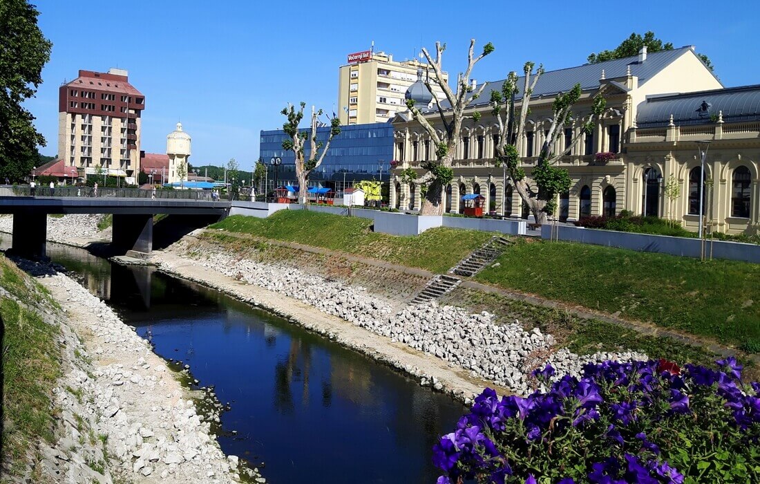 Vuka River flows through Vukovar City